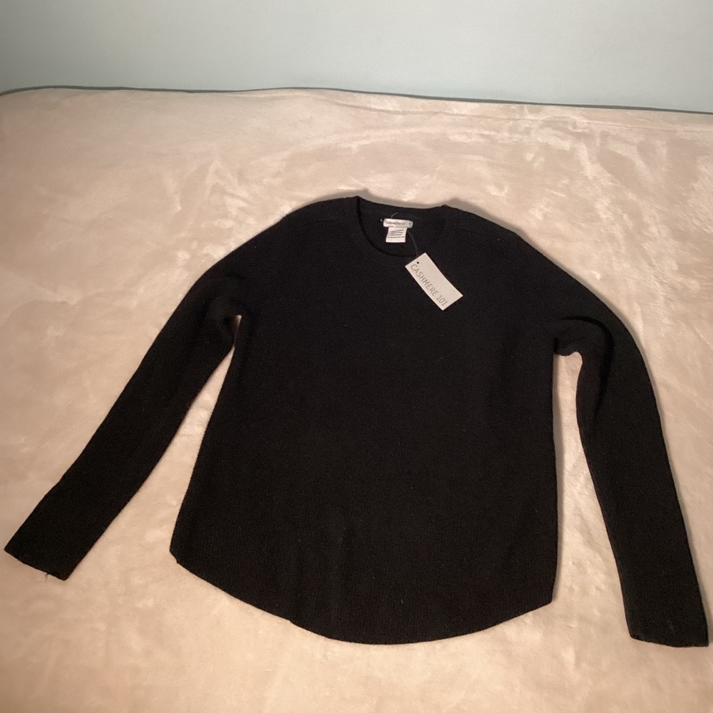 Cashmere 101 Women’s Sweater